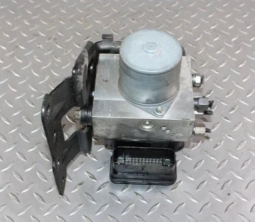 Bomba y módulo ABS 2014-2016 Ford F250 F350 SD