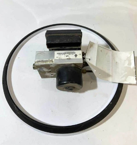 Bomba y módulo ABS 2004-2011 Nissan Titan 4X4