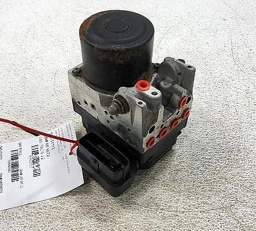 Bomba y módulo ABS 2004-2007 Toyota Highlander AWD