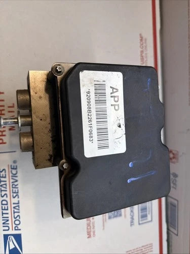 Bomba y módulo ABS 2009-2013 Chevrolet Silverado 1500 #0265952087