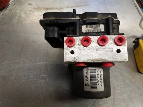 Bomba ABS 2009 Lincoln MKS