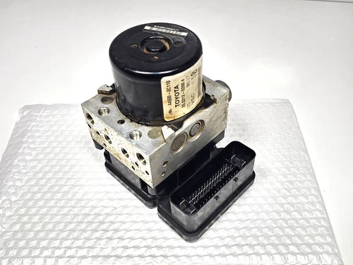Bomba y módulo ABS 2007-2008 Toyota Tundra y 445000C110