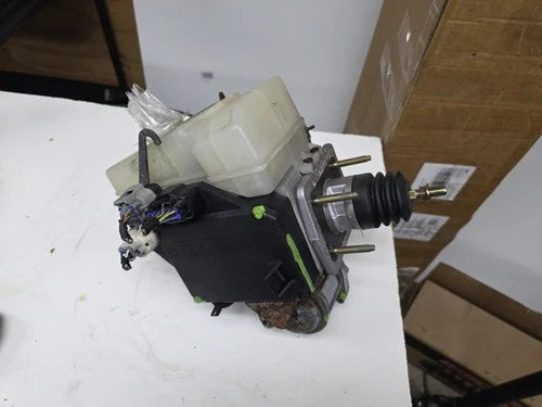 Bomba y módulo ABS 2003-2004 Toyota 4Runner GX470