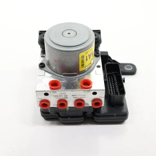 Bomba y módulo ABS 2024-2026 Hyundai Elantra 58900AA550