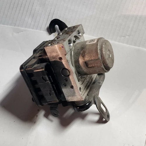 Bomba y módulo ABS 2016-2018 Honda HRV FWD transmisión automática