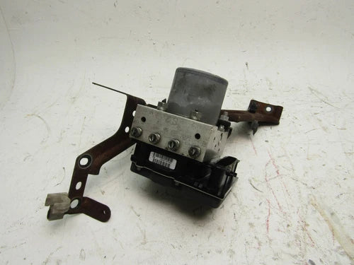 Bomba y módulo ABS Impreza 2008 2009 Subaru WRX