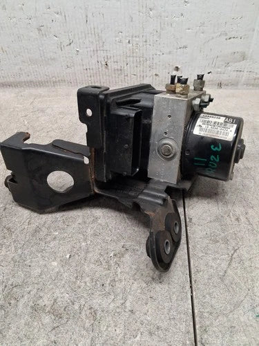 Bomba y módulo ABS 2011 Chevrolet Cruze 13349238
