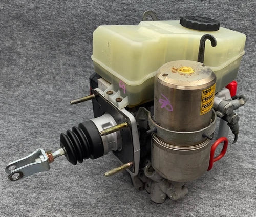 Cilindro maestro y servofreno ABS 2001-2002 Toyota 4Runner 3.4L 5VZ