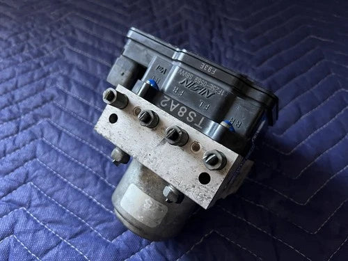 Bomba y módulo ABS 2012-2013 Honda Civic 1.8L VSA TS8A2