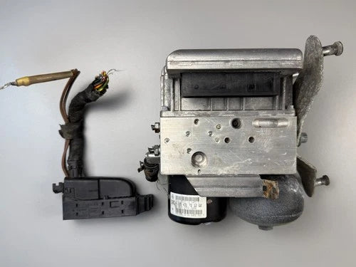 Bomba ABS 2003-2008 Mercedes-Benz clase e W211 / SBC