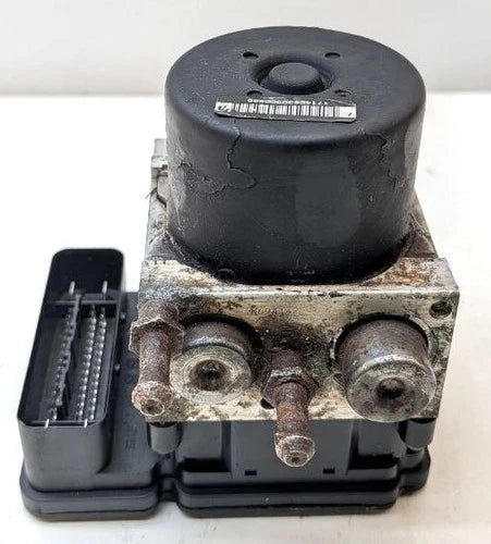 Bomba y módulo ABS Jeep Wrangler 2008 3.8L P52126282AC