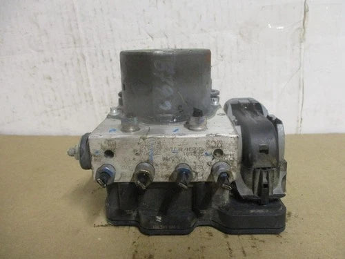 Bomba y módulo ABS 14 15 2014 2015 Ram ProMaster 1500 2500 53300736