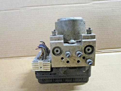 Bomba y módulo ABS 05 06 Toyota Tundra 44510-0C070 89541-0C080