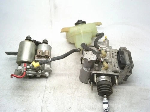 Servofreno ABS Toyota Aqua NHP10 47210 52030