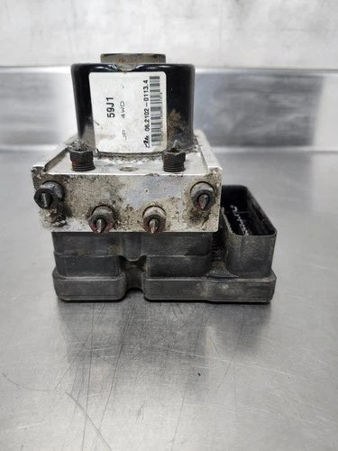 Bomba y módulo ABS 2004-2007 Suzuki Aerio 4WD 59J1