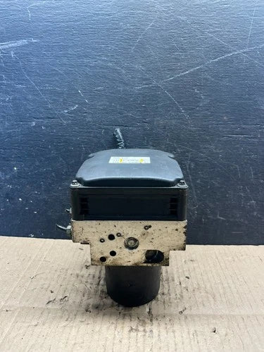 Bomba y módulo ABS 2007 a 2013 BMW X5 E70 R9408