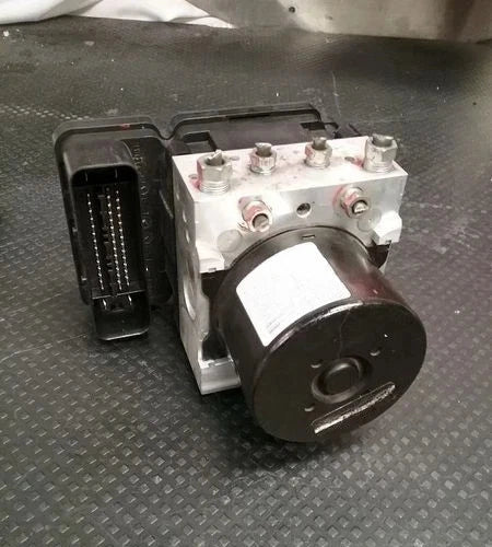 Bomba y módulo ABS 2010-2013 Mitsubishi Outlander