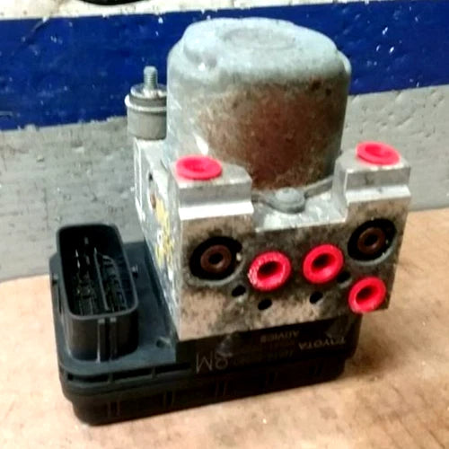 Bomba y módulo ABS 2005-2006 Toyota Tundra