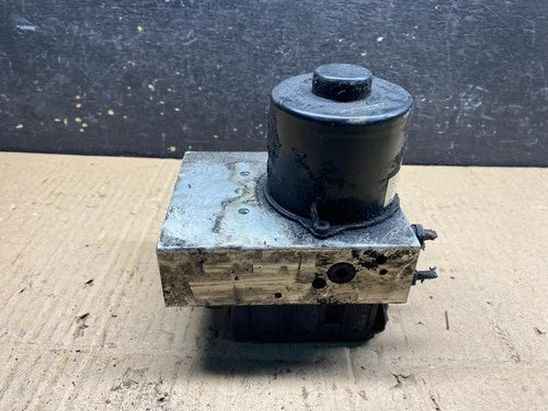 Bomba y módulo ABS 1998 a 2000 Mercedes-Benz W163 ML320 ML430 V2349