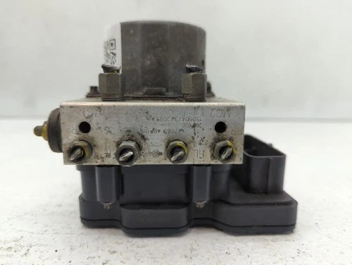 Bomba y módulo ABS 2012-2015 Nissan Rogue EKMT0