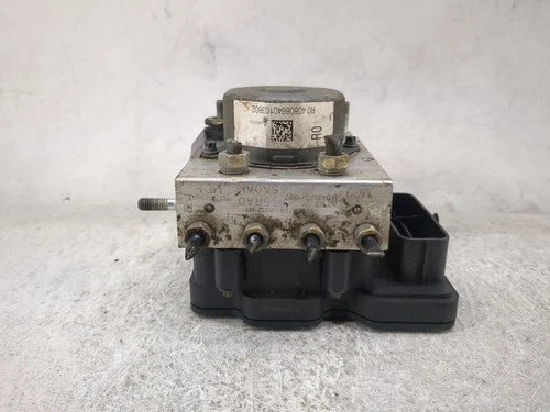 Bomba y módulo ABS 2015-2016 Honda Fit U6Z1G