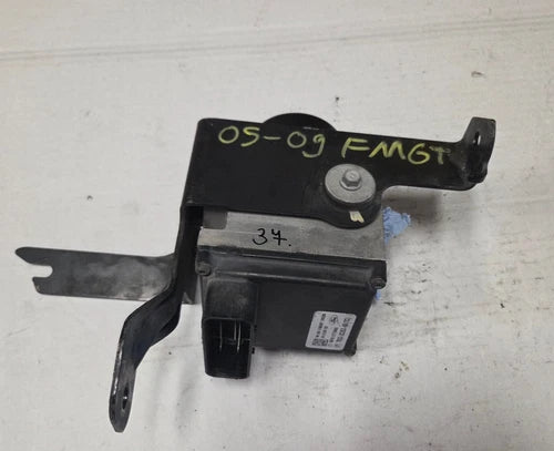 Bomba y módulo ABS 2007-2009 Ford Mustang GT, 7R332C353AD