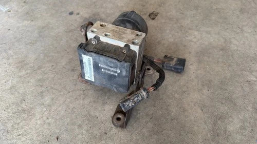Bomba y módulo ABS 1997-2000 Jeep Wrangler tj 4.0 52127930 OE