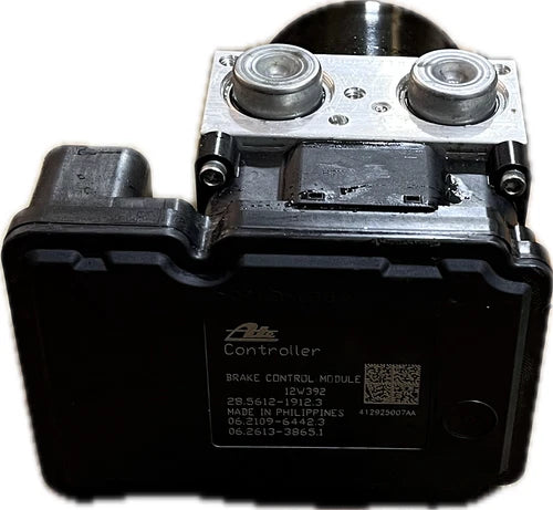 Bomba y módulo ABS Mazda 3 2012-2013 pn BFD2-437AZ