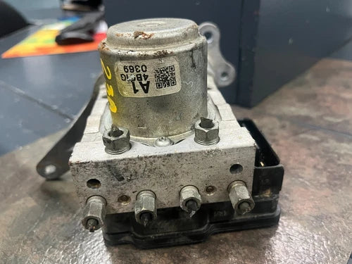 Bomba y módulo ABS 2014-2015 Honda Civic sedán transmisión automática mercado estadounidense LX