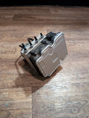 Bomba y módulo ABS 2023-2025 Lexus ES350 ES250 3.5L