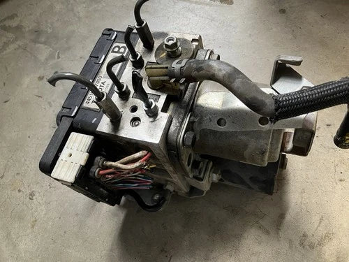 Bomba y módulo ABS 2004-2009 Toyota Prius 44510-47050