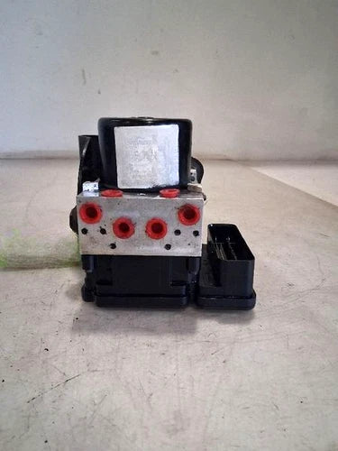 Bomba y módulo ABS 2010-2013 Jeep Patriot