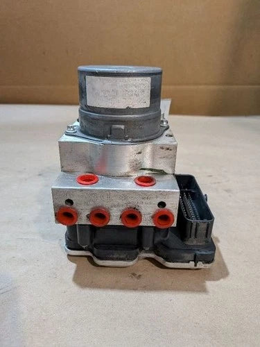 Bomba y módulo ABS 2023-2025 Toyota Corolla 2.0L sedán