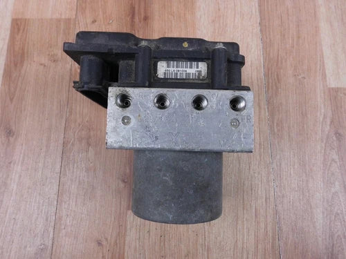 Bomba y módulo ABS Toyota Corolla auris 44510-12530 0265800527