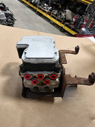 Bomba y módulo ABS 2001-2002 Chevrolet Silverado 2500