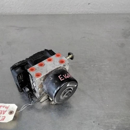 Bomba y módulo ABS 2001-2004 Ford Escape