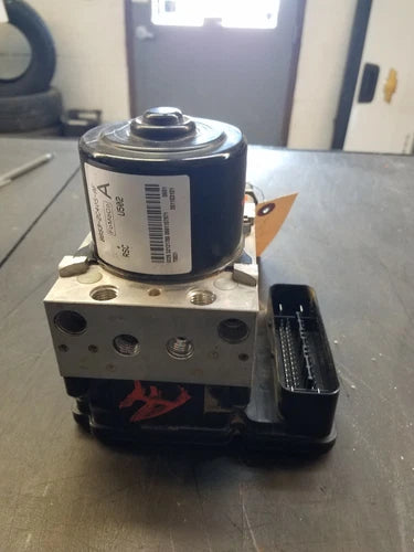 Bomba ABS 2011 2012 Ford Explorer sin control de crucero adaptativo