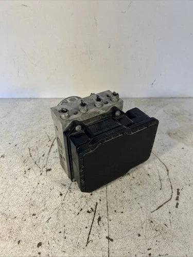 Bomba y módulo ABS 2011 2012 Honda Accord 2.4L TA0A7