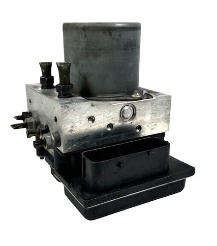 Bomba y módulo ABS 2004-2006 BMW X5 3451 676205901