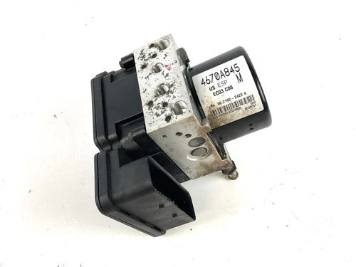 Bomba y módulo ABS 2011-2013 Mitsubishi Outlander Sport