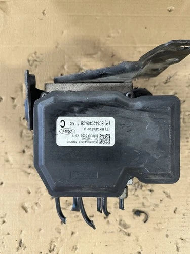 Bomba y módulo ABS 2014-2016 Ford F250 F350 SD EC34-2C405-CB