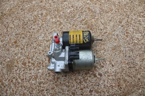 Servofreno ABS 2010-2015 Toyota Prius hyrdo 47070-47050