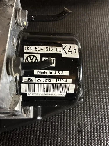 Bomba y módulo ABS 2011-2014 Volkswagen Jetta 1K0614517DL