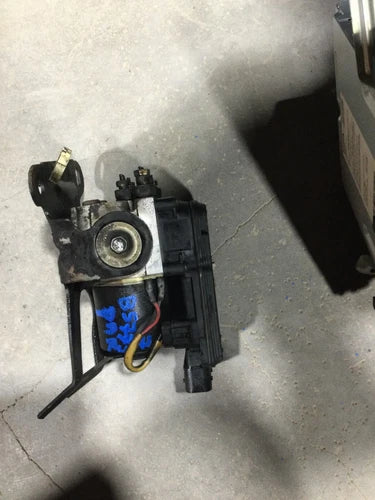 Bomba ABS 2000-2004 Ford camioneta F-150 en las cuatro ruedas