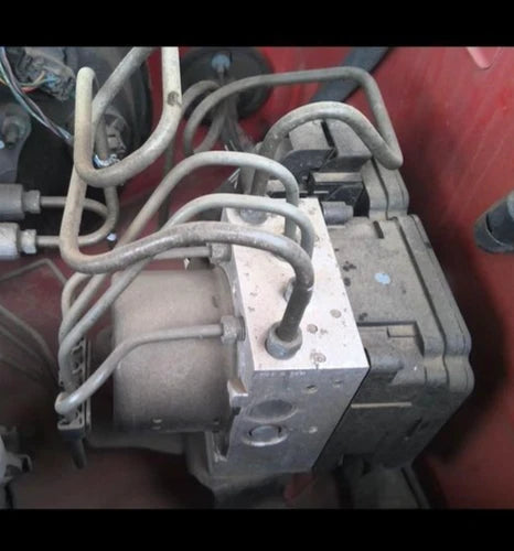 Bomba y módulo ABS 2008-2009 Toyota Tundra doble cabina