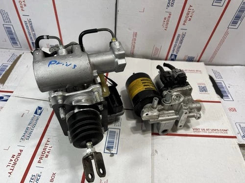 Cilindro maestro y servofreno ABS 2010-2015 Toyota Prius conjunto ambas unidades