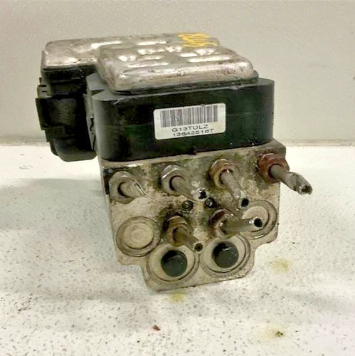 Bomba y módulo ABS 2004-2006 Cadillac Escalade 4X4 izquierdo bastidor activo