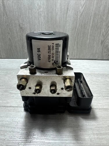 Bomba y módulo ABS 2009-2011 Nissan Pathfinder Xterra 47660 ZL00C