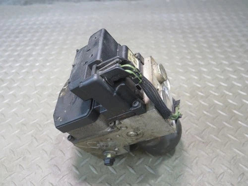 Bomba y módulo ABS 2003-2007 Hummer H2