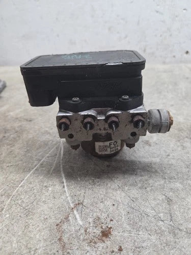Bomba y módulo ABS 2010 Honda Civic F09H243699